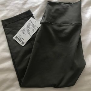 NWT Lululemon Wunder Under